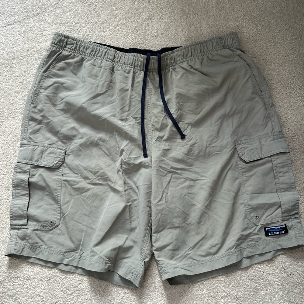 MENS LL BEAN GREY CARGO STYLE SWIM SHORTS XL